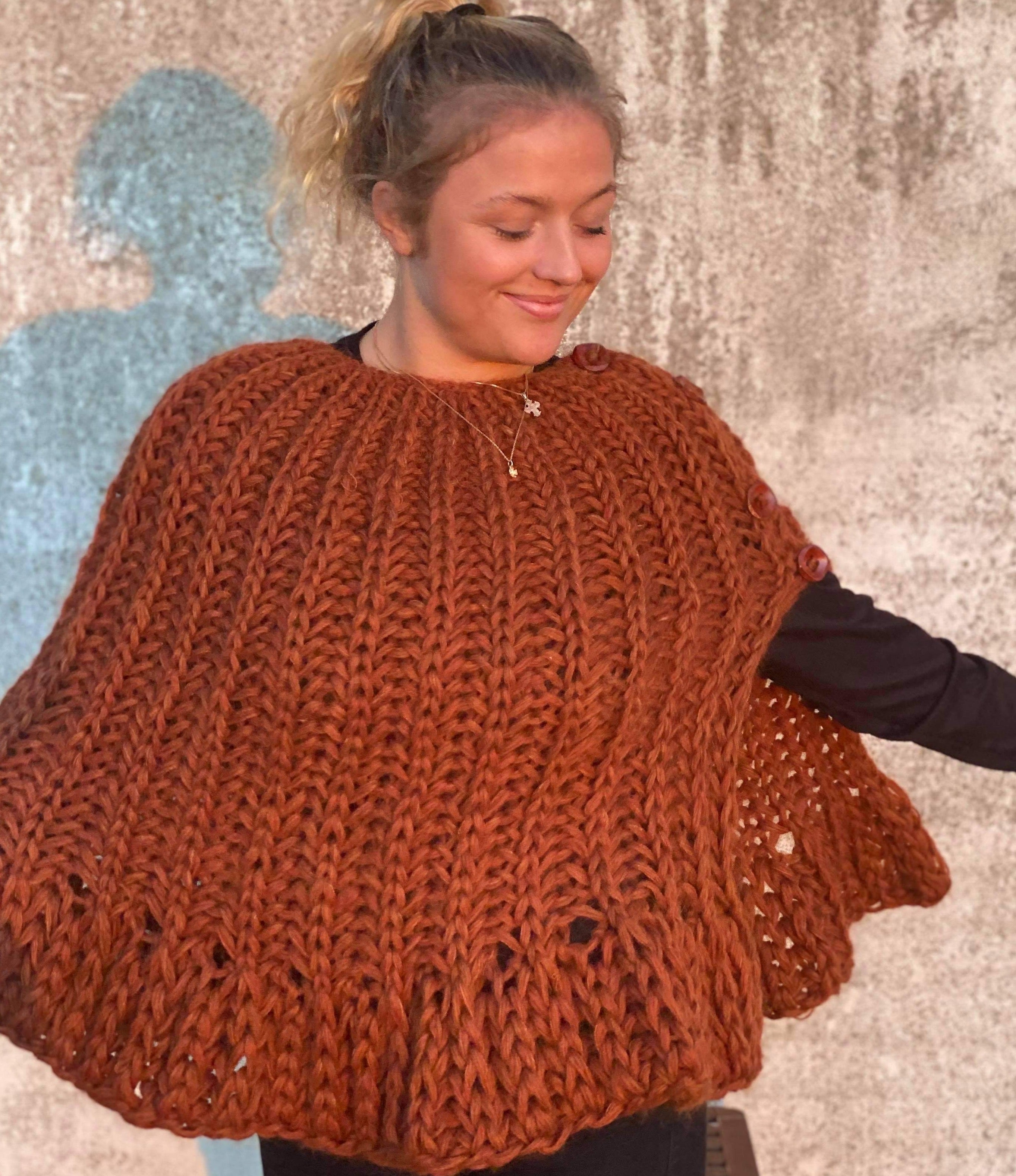 Poncho cape Patentstrik I Ulrikkagarn dk poncho-cape-patentstrik-i-ulrikkagarn-dk
