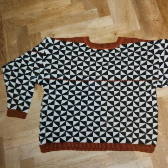 Maltezer sweater no.1